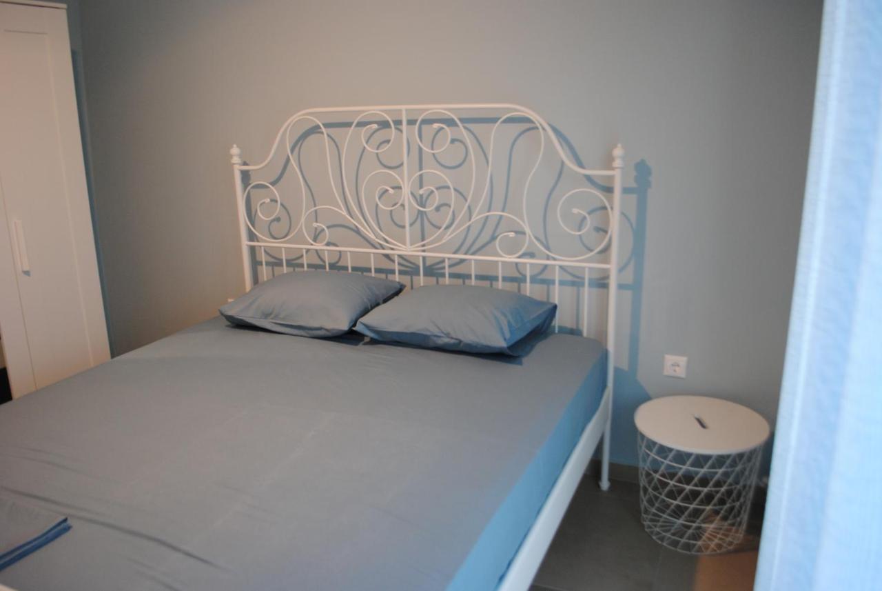 Ferienwohnung Sea Breeze Nea Iraklitsa Exterior foto