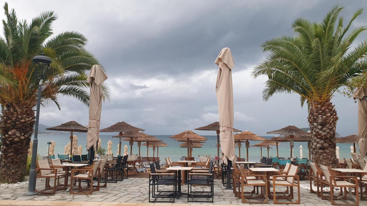 Ferienwohnung Sea Breeze Nea Iraklitsa Exterior foto