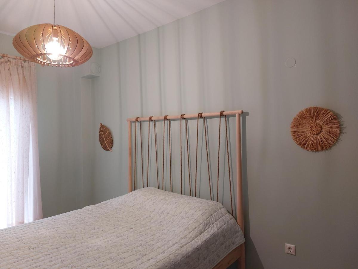 Ferienwohnung Sea Breeze Nea Iraklitsa Exterior foto