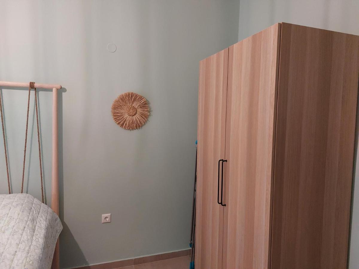Ferienwohnung Sea Breeze Nea Iraklitsa Exterior foto